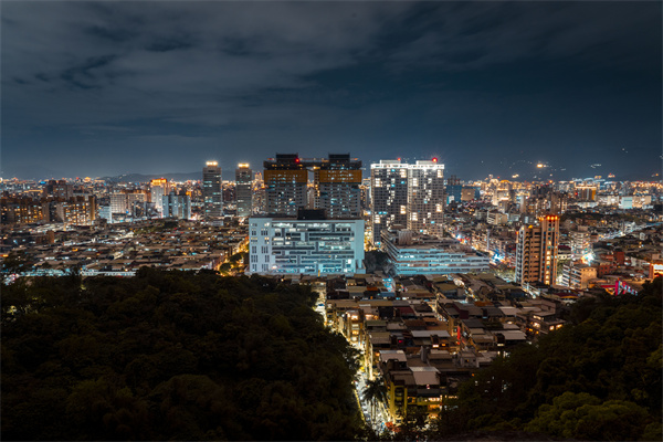 美旧金山联储行长：通胀和货币政策前景不明
